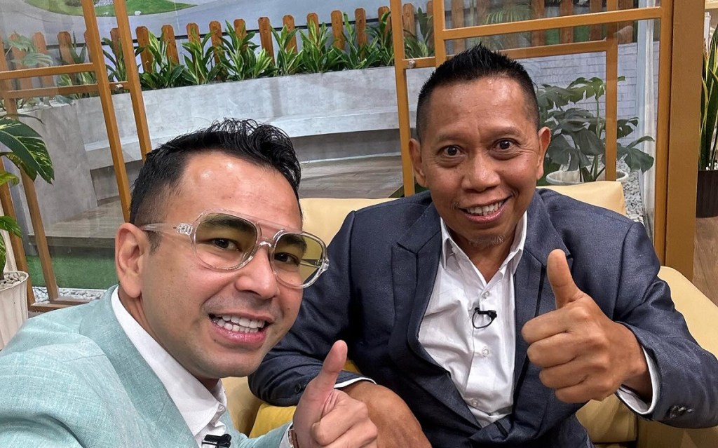 Tukul Arwana Kembali ke Layar Kaca, Tersenyum Lepas Bersama Raffi&nbsp;Ahmad