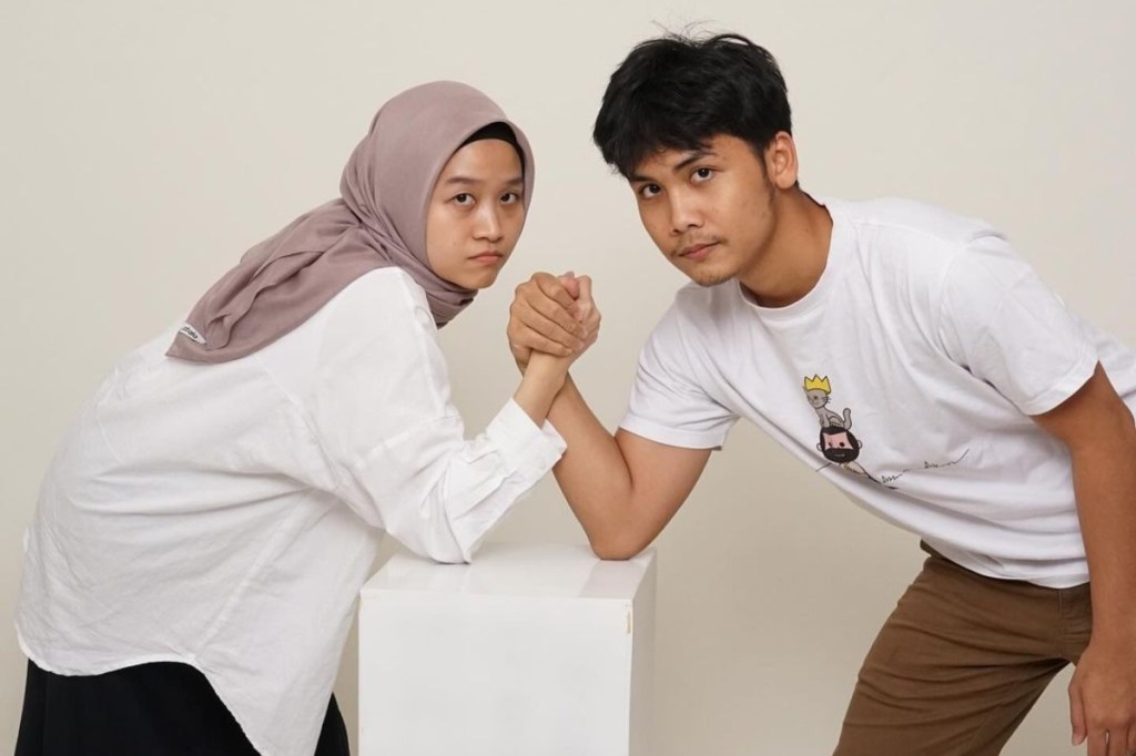 Alasan Bintang Emon Sengaja Menunda Momongan Usai Menikah dengan Alca&nbsp;Octaviani