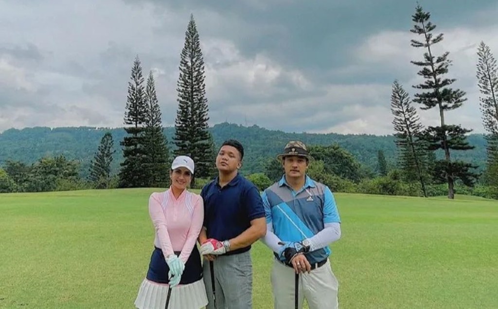 Bebas, Tubagus Joddy Kunjungi Makam Vanessa Angel dan Bibi&nbsp;Andriansyah